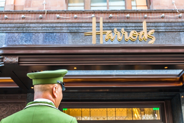 Harrods security guards strike
