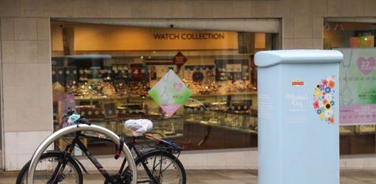 Retail Gazette Loves: The Royal Mail's "special" Mothers Day postbox