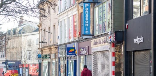 Retail footfall dives 81% in 2nd week of lockdown