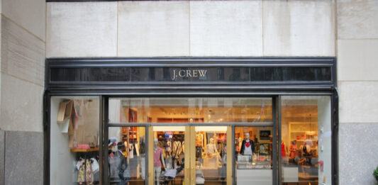 J.Crew eyes Chapter 11 bankruptcy protection