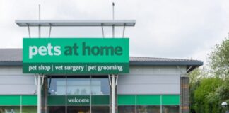 Pets at Home store front