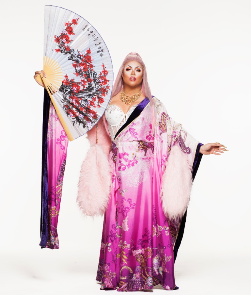 Snag Tights has collaborated with UK Drag Race Star Sum Ting Wong to find the brands first global ambassador - which is open to any member of the public, regardless of age, gender, dress size or ability.