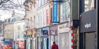 Government confirms: Non-essential retailers in England can reopen April 12