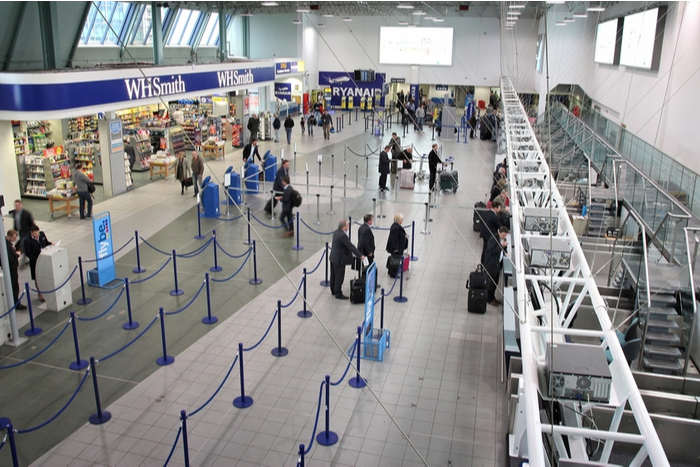 Airport travel tourism duty-free VAT covid-19 pandemic lockdown whsmith dixons carphone