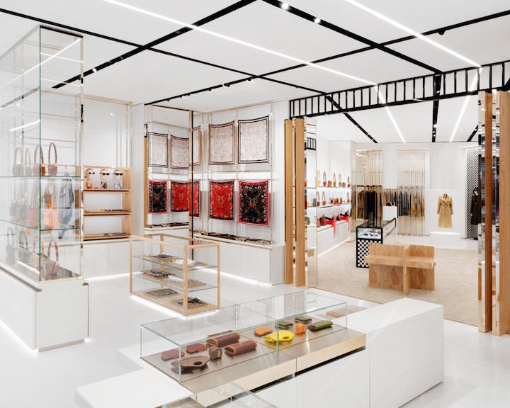 Burberry has opened the first flagship store to feature its new global design concept at No.1 Sloane Street in London’s Knightsbridge.