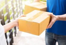 The number of temporary delivery drivers has fallen by more than a quarter as thousands of workers return to their pre-pandemic jobs in retail, new research suggests.