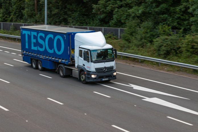 Tesco agrees to reopen talks with Usdaw after members in nine distribution centres vote overwhelmingly to strike in disputes over pay