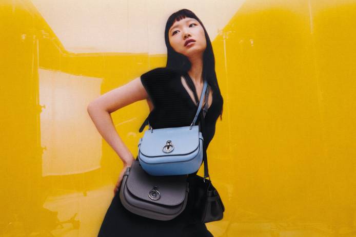 British heritage retailer Mulberry has unveiled a new collection of bags created using the world’s lowest carbon leather