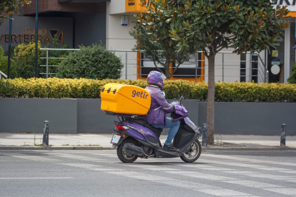 Rapid grocery services have been told to take “urgent action” after failing to properly check the ages of customers buying cigarettes and alcohol.
