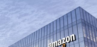 Amazon recorded its slowest-ever revenue growth in the first quarter and its first loss since 2015 amid a drop in online retail sales and heavy costs.