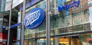 The auction of Boots is at risk of falling apart as debt markets seize up and consumer confidence drops