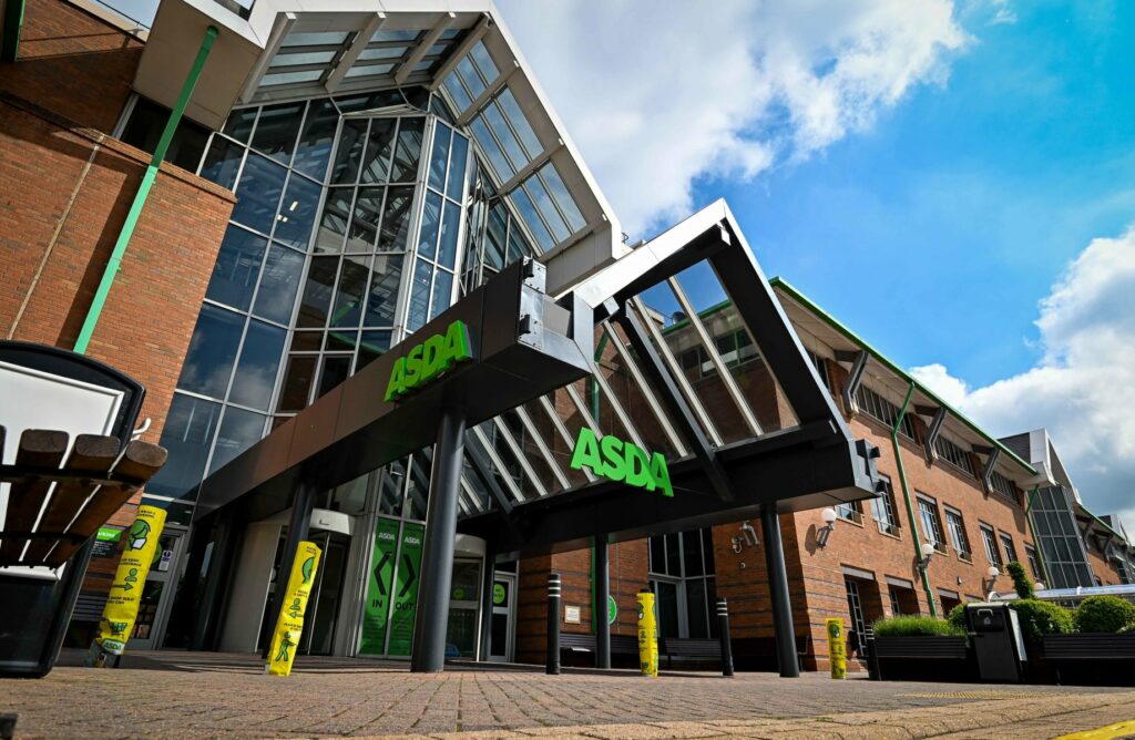 With Asda's new bonus-free pay structure causing some dissent among the ranks, GG finds out what the real affect on its hourly-paid workers will be...