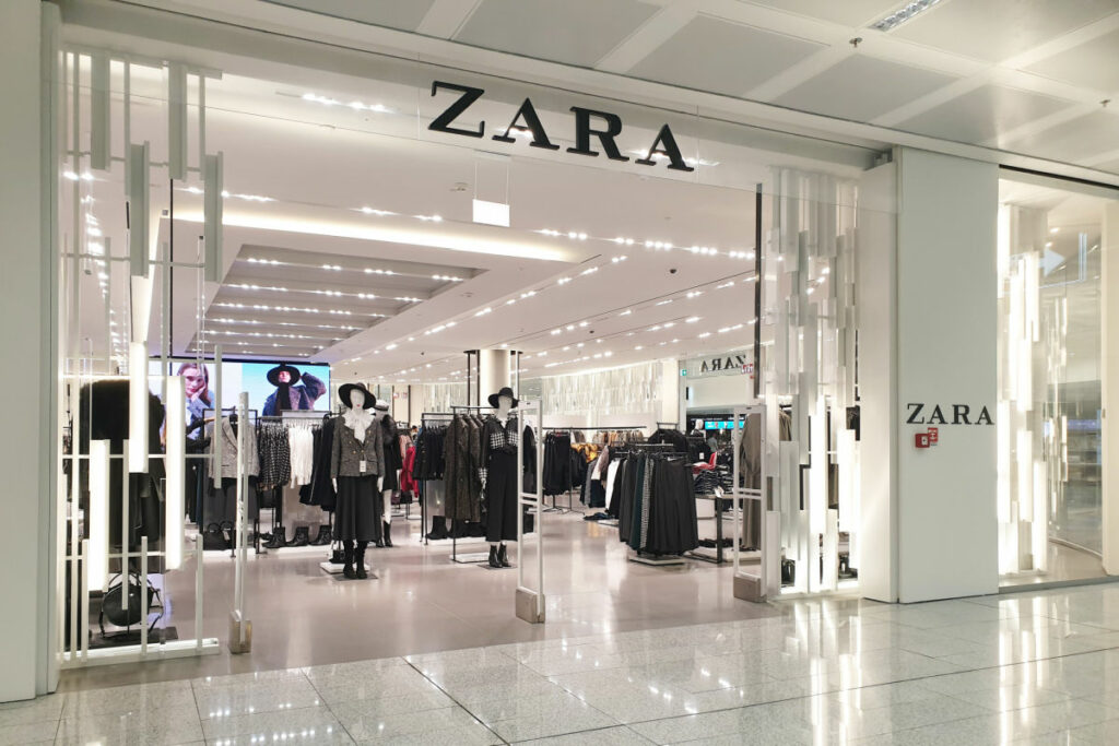 Inditex has recorded a 6.2% increase in gross profit to €6.1bn (£5.36bn) for the third quarter ending 31 October 2025.