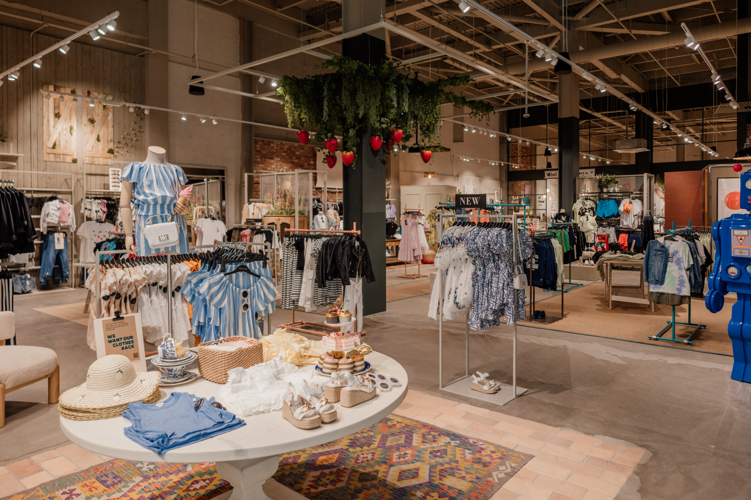 In pictures: Inside River Island's new concept store at Trafford Centre -  Retail Gazette
