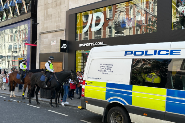 Oxford Street: Arrests made following viral 'rob JD Sports' social ...
