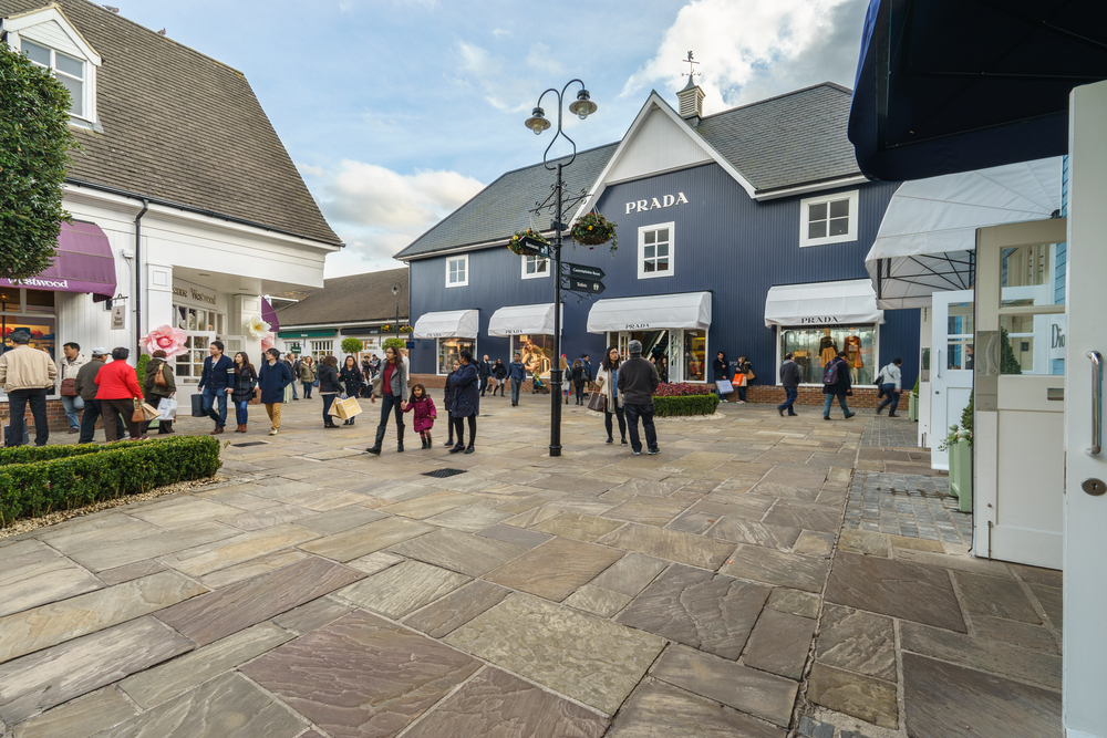 Hammerson explores sale of stake in Bicester Village owner.
