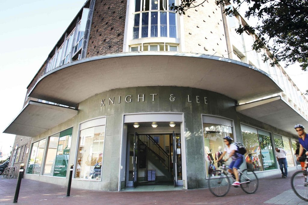 Knight & Lee