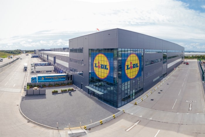 250 jobs up for grabs as Lidl commences operations at new £70m Scottish warehouse