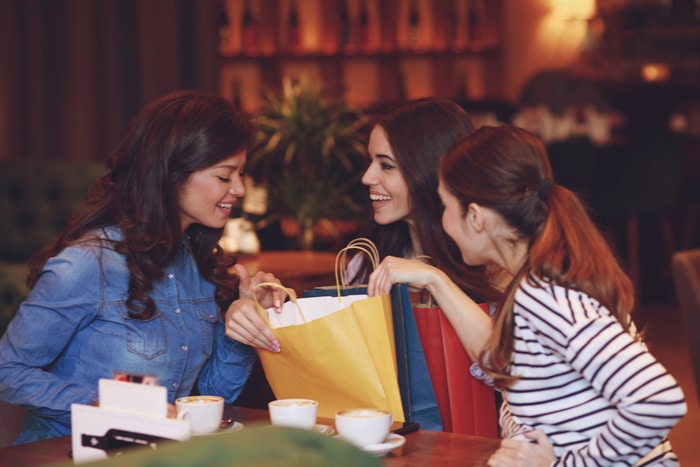 Retailers eateries partnership