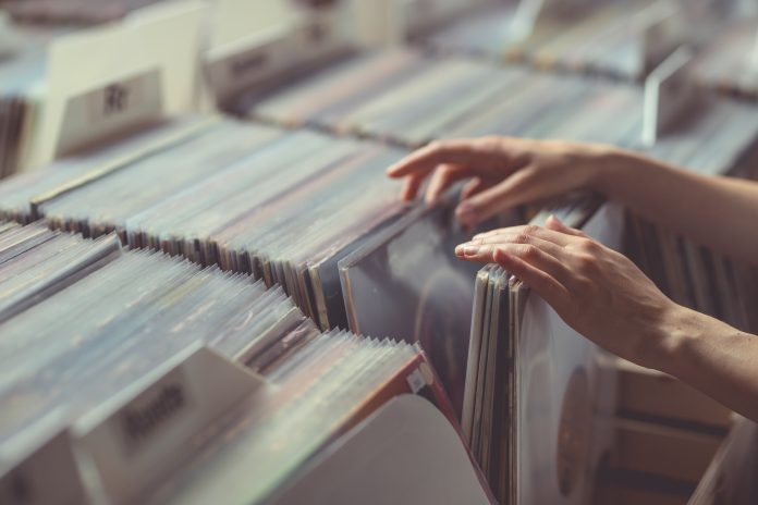 UK music sales hit highest levels since 2006 thanks to streaming, vinyl and cassettes