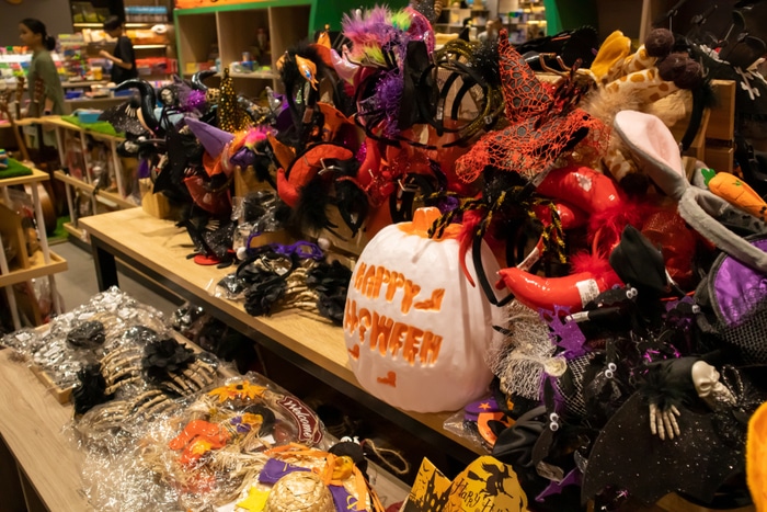 Halloween costumes plastic waste Hubbub