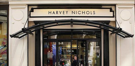 Harvey Nichols’ group marketing and creative director Deborah Bee is set to exit from the department store according to a report.